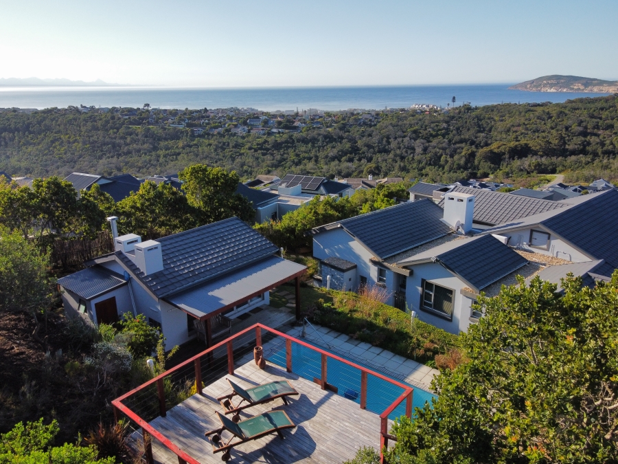 5 Bedroom Property for Sale in Brackenridge Western Cape